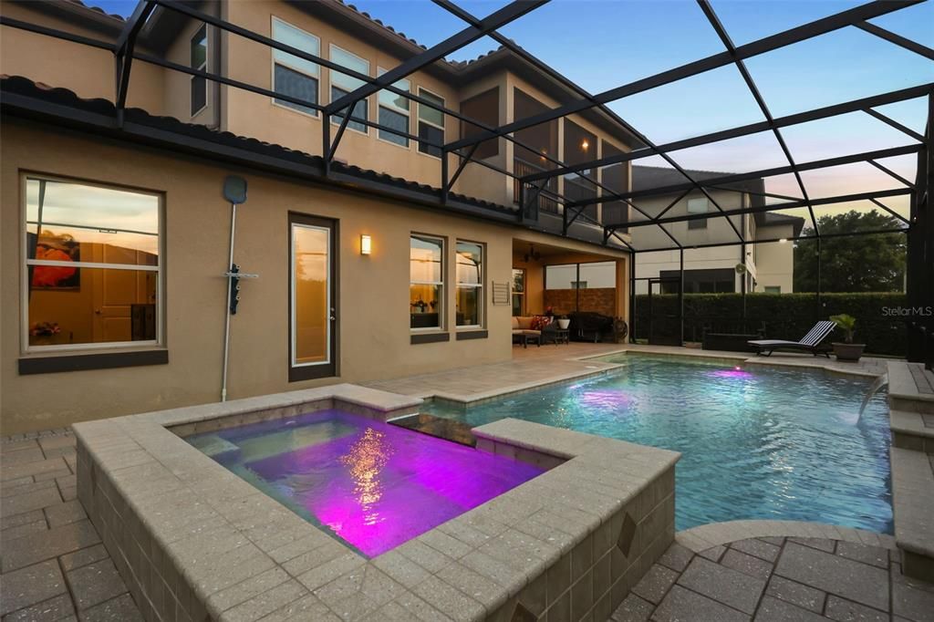 For Sale: $1,495,000 (6 beds, 5 baths, 4882 Square Feet)