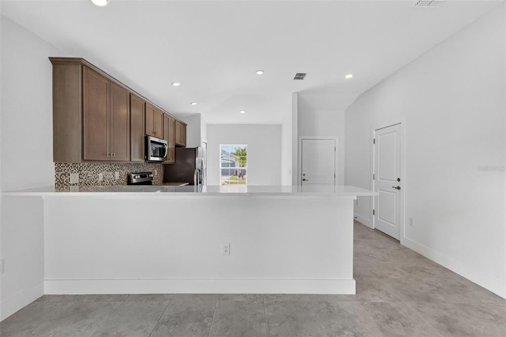 For Sale: $274,900 (3 beds, 2 baths, 1532 Square Feet)