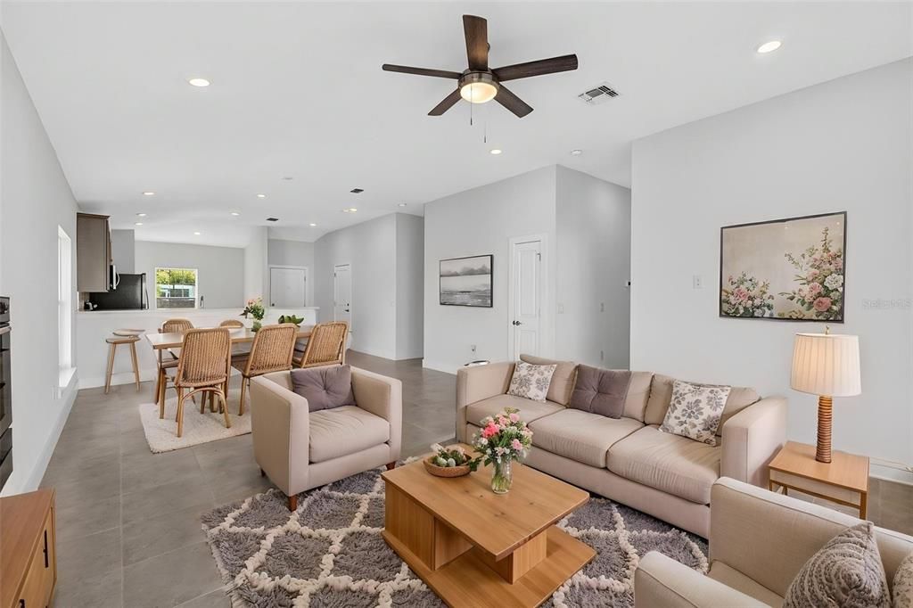 For Sale: $274,900 (3 beds, 2 baths, 1532 Square Feet)