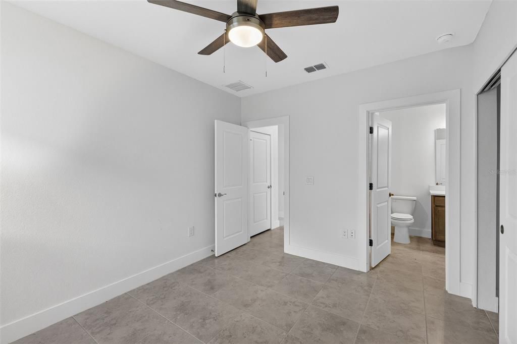 For Sale: $274,900 (3 beds, 2 baths, 1532 Square Feet)