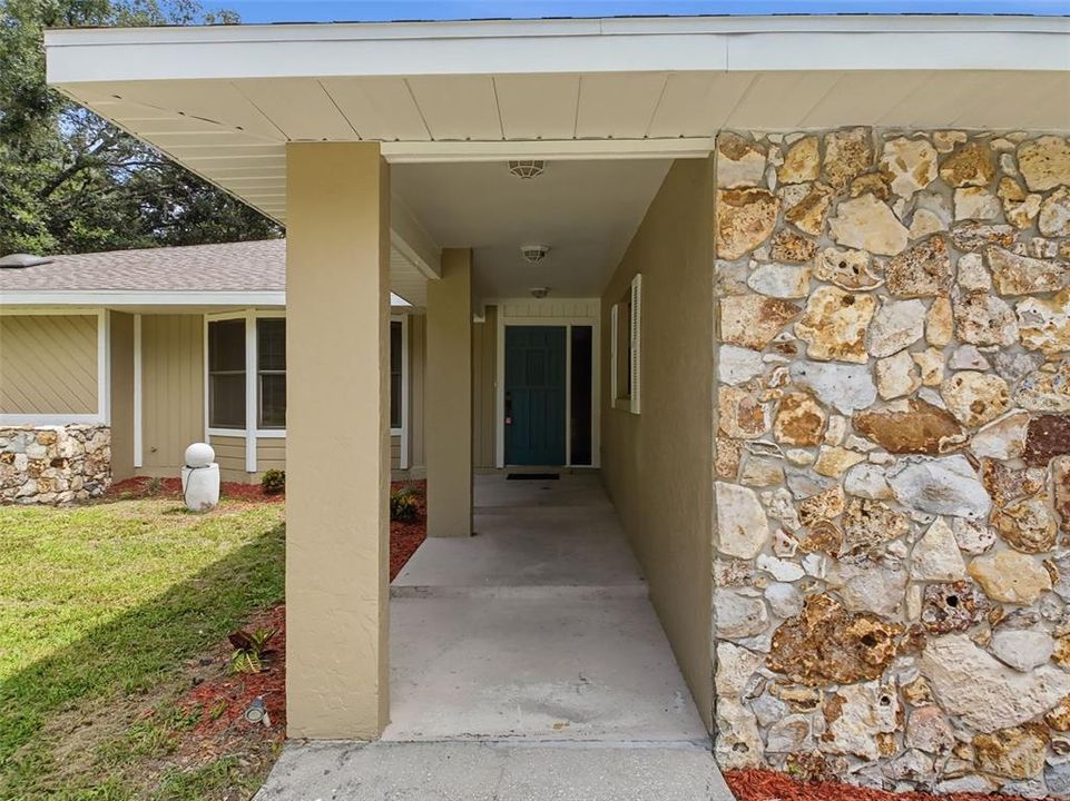 For Sale: $409,900 (3 beds, 2 baths, 2153 Square Feet)