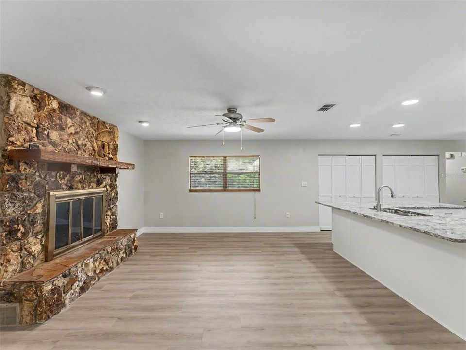 For Sale: $409,900 (3 beds, 2 baths, 2153 Square Feet)