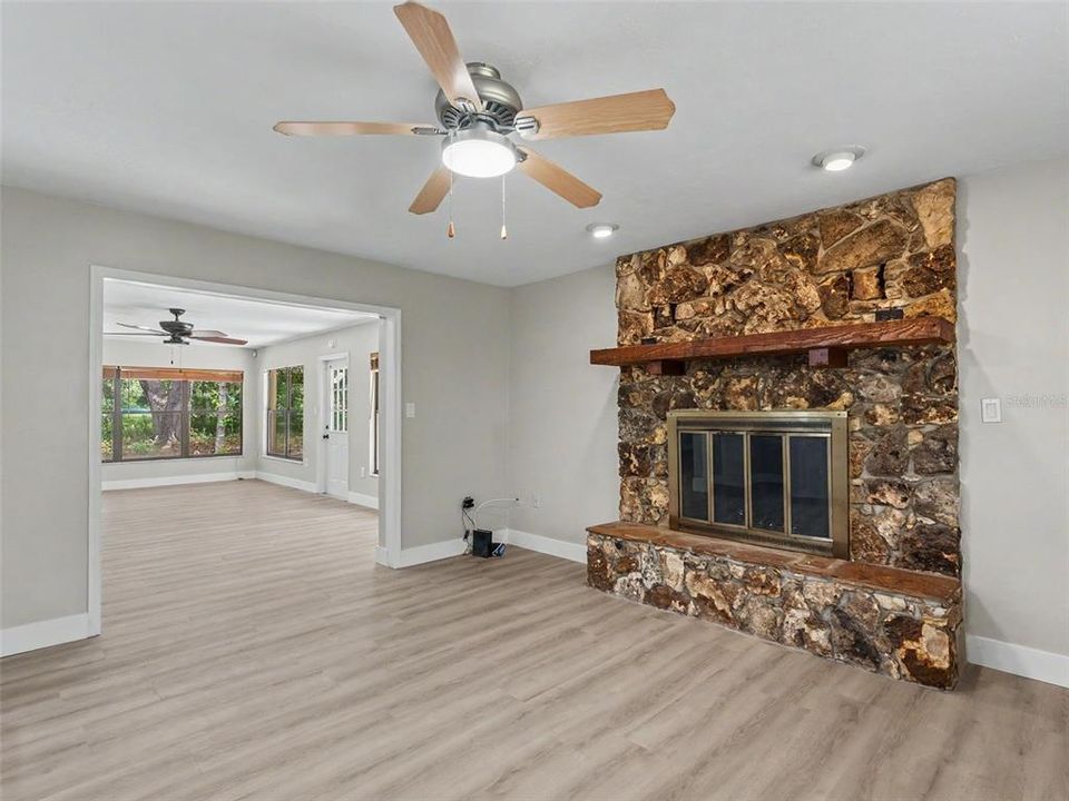 For Sale: $409,900 (3 beds, 2 baths, 2153 Square Feet)
