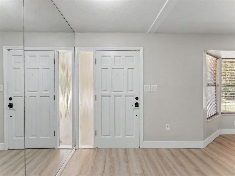For Sale: $409,900 (3 beds, 2 baths, 2153 Square Feet)