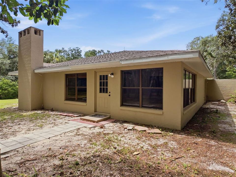 For Sale: $409,900 (3 beds, 2 baths, 2153 Square Feet)