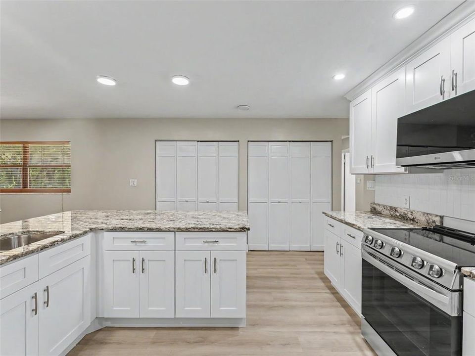 For Sale: $409,900 (3 beds, 2 baths, 2153 Square Feet)