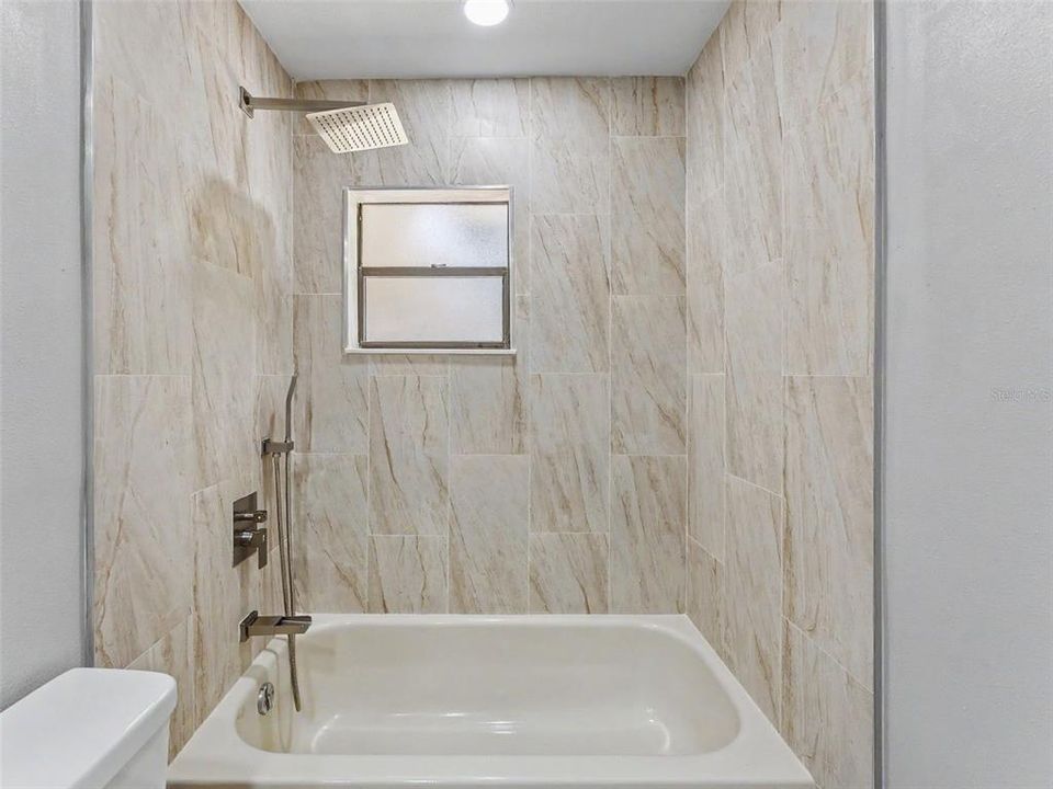 For Sale: $409,900 (3 beds, 2 baths, 2153 Square Feet)