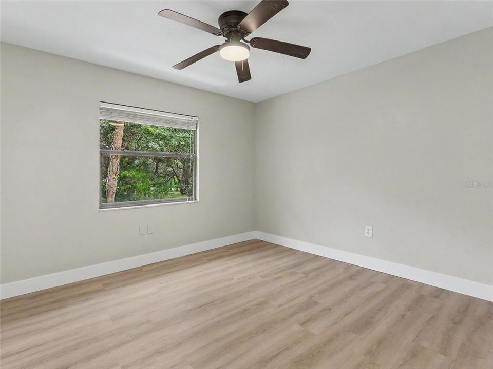 For Sale: $409,900 (3 beds, 2 baths, 2153 Square Feet)