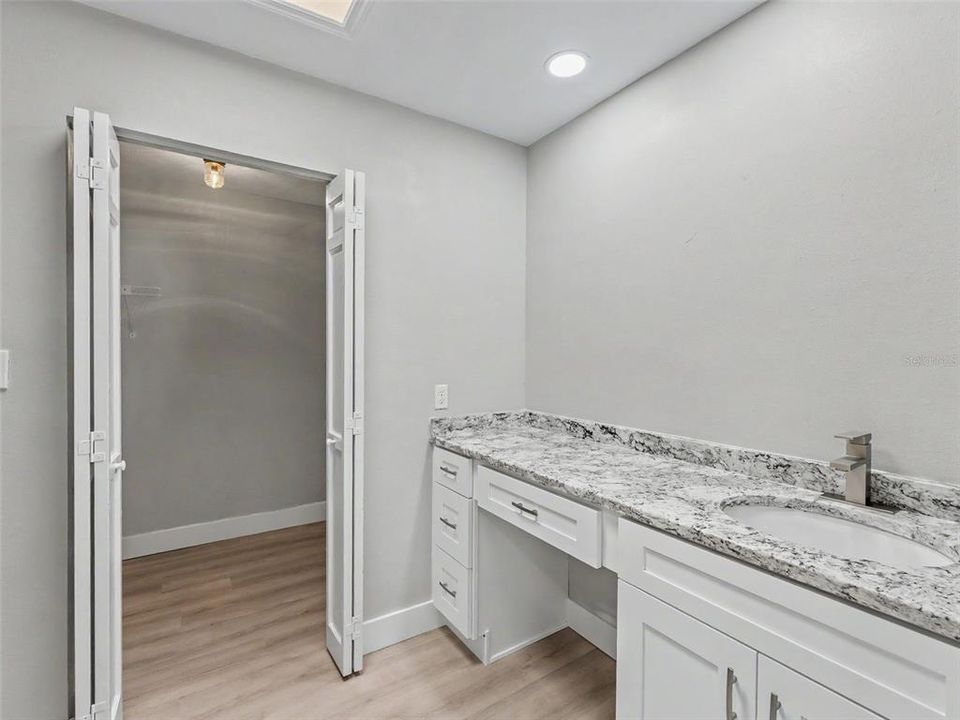 For Sale: $409,900 (3 beds, 2 baths, 2153 Square Feet)