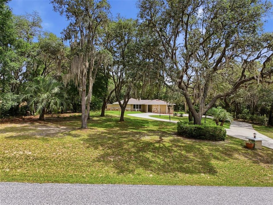 For Sale: $409,900 (3 beds, 2 baths, 2153 Square Feet)