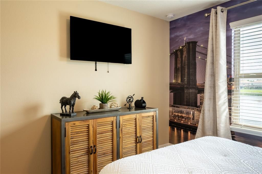 В аренду: $4,300 (5 спален, 4 ванн, 2265 Квадратных фут)