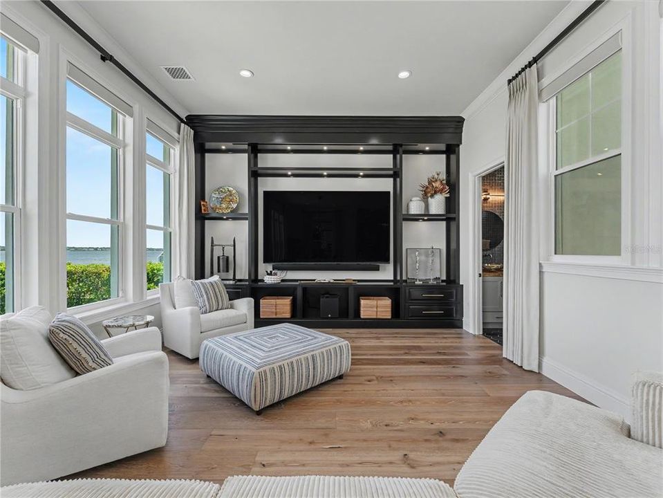 For Sale: $3,800,000 (4 beds, 4 baths, 5675 Square Feet)