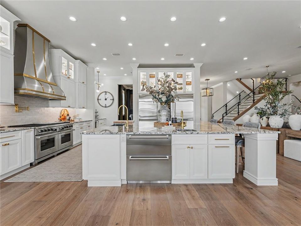 For Sale: $3,800,000 (4 beds, 4 baths, 5675 Square Feet)