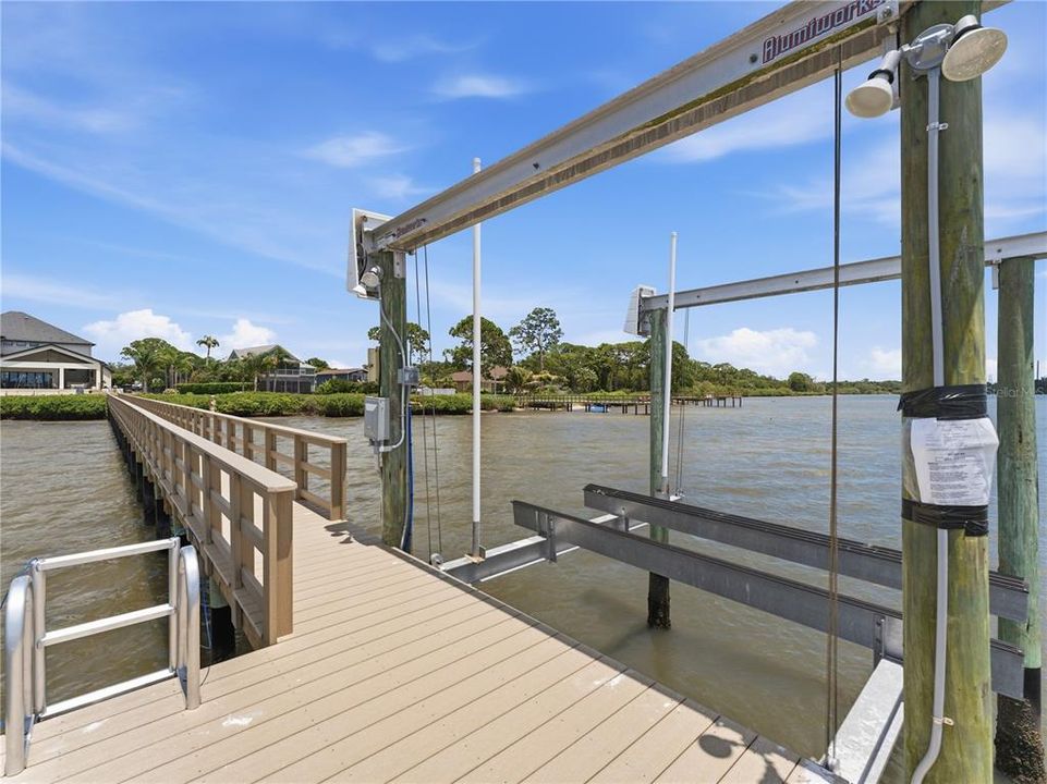 For Sale: $3,800,000 (4 beds, 4 baths, 5675 Square Feet)