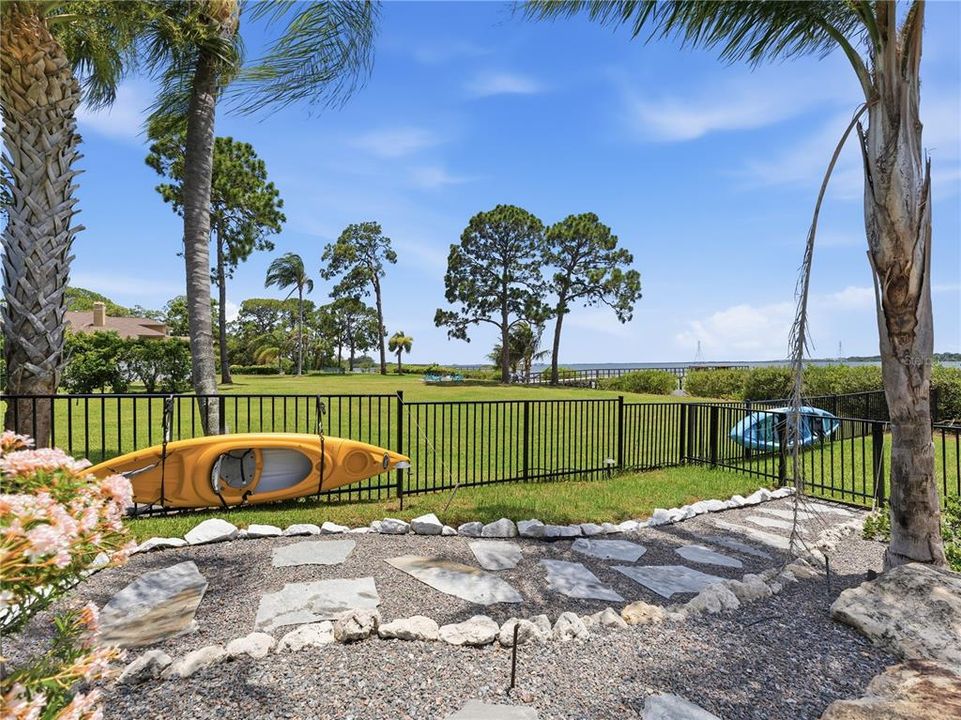 For Sale: $3,800,000 (4 beds, 4 baths, 5675 Square Feet)