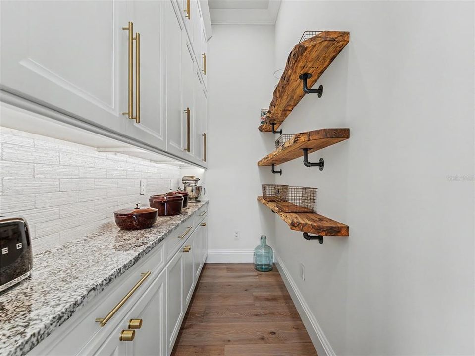 For Sale: $3,800,000 (4 beds, 4 baths, 5675 Square Feet)