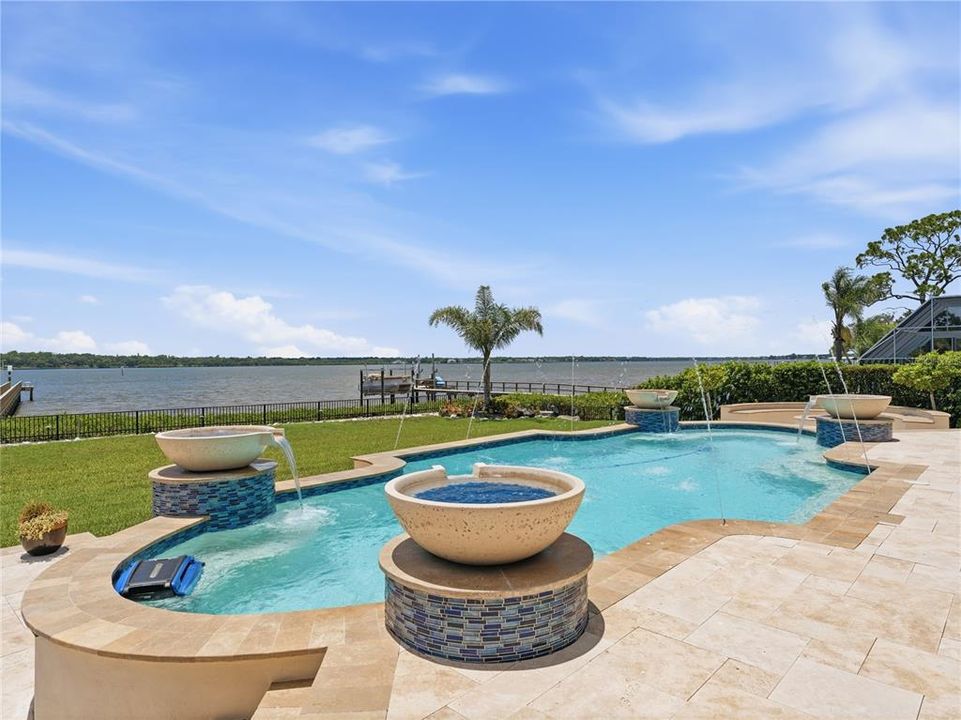 For Sale: $3,800,000 (4 beds, 4 baths, 5675 Square Feet)