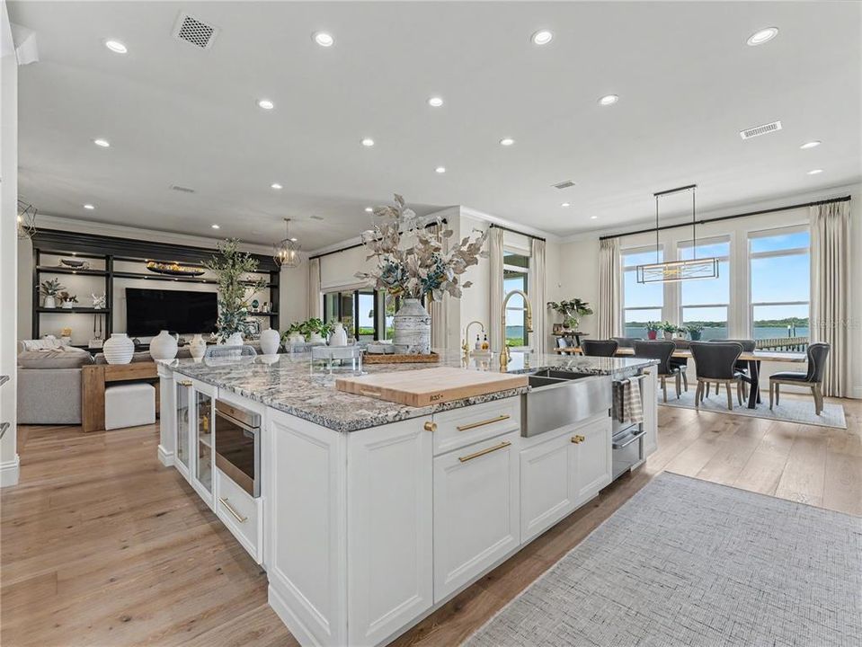 For Sale: $3,800,000 (4 beds, 4 baths, 5675 Square Feet)