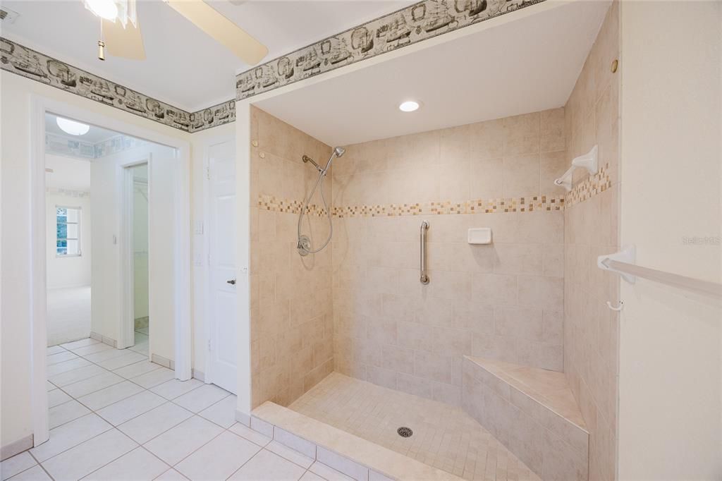 For Sale: $330,000 (3 beds, 2 baths, 1857 Square Feet)