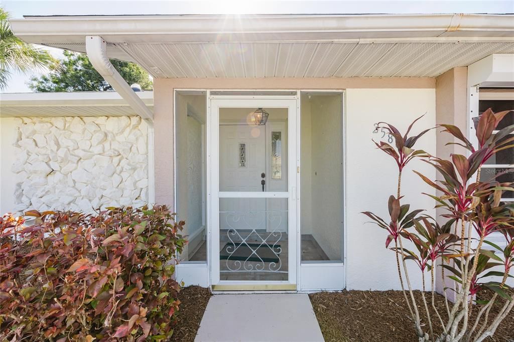 For Sale: $330,000 (3 beds, 2 baths, 1857 Square Feet)