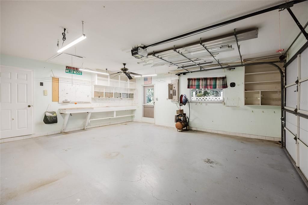 For Sale: $330,000 (3 beds, 2 baths, 1857 Square Feet)