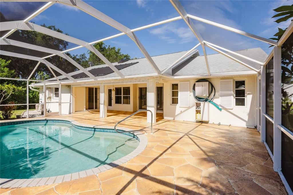 For Sale: $330,000 (3 beds, 2 baths, 1857 Square Feet)