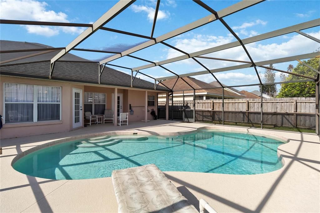 For Sale: $375,000 (3 beds, 2 baths, 1712 Square Feet)
