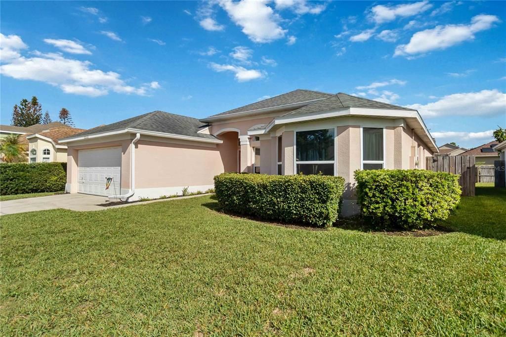 For Sale: $375,000 (3 beds, 2 baths, 1712 Square Feet)