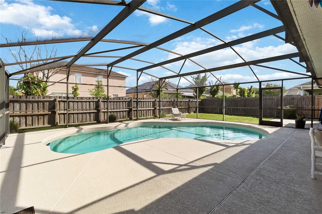 For Sale: $375,000 (3 beds, 2 baths, 1712 Square Feet)