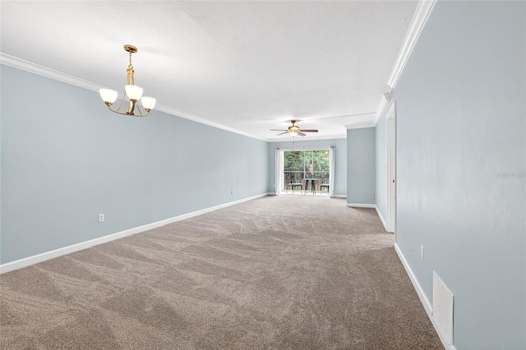For Sale: $162,500 (2 beds, 2 baths, 1118 Square Feet)