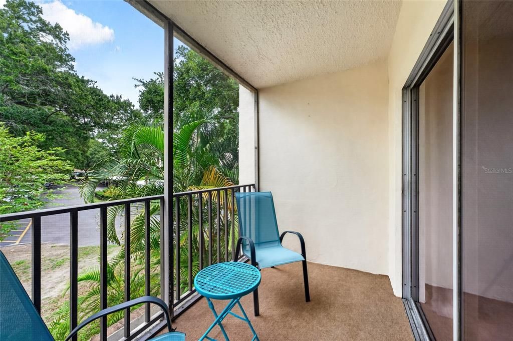 For Sale: $162,500 (2 beds, 2 baths, 1118 Square Feet)