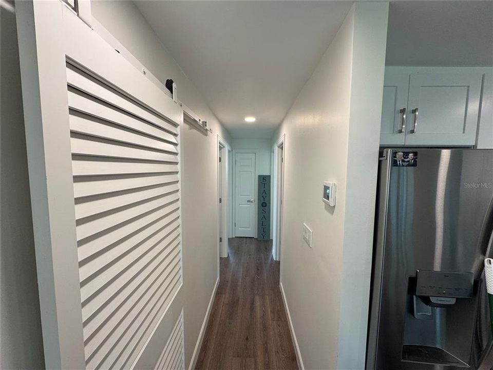 В аренду: $4,700 (4 спален, 2 ванн, 1705 Квадратных фут)