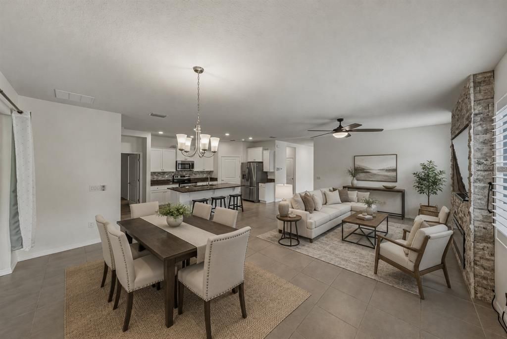 For Sale: $389,900 (2 beds, 2 baths, 1822 Square Feet)