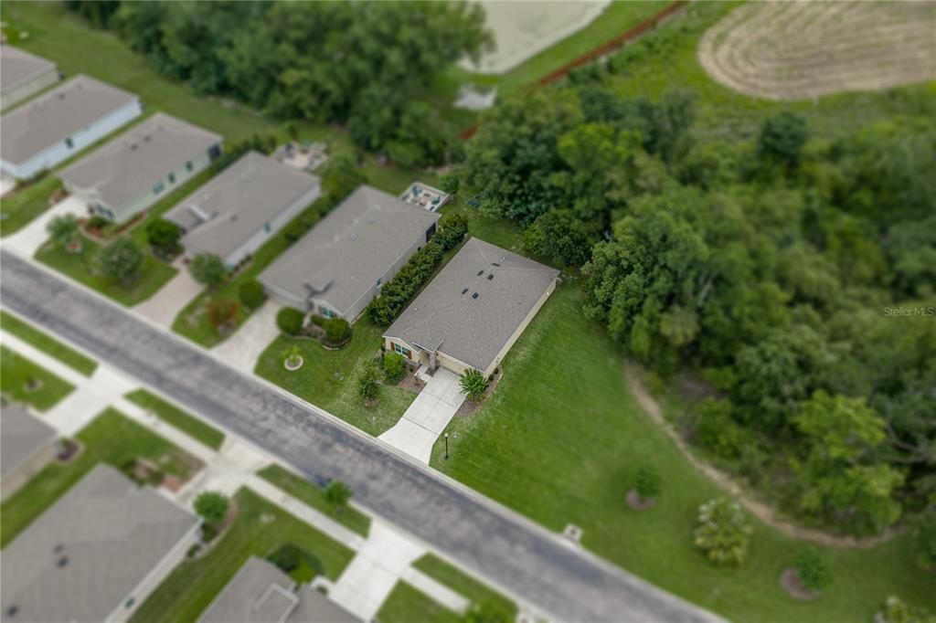 For Sale: $389,900 (2 beds, 2 baths, 1822 Square Feet)