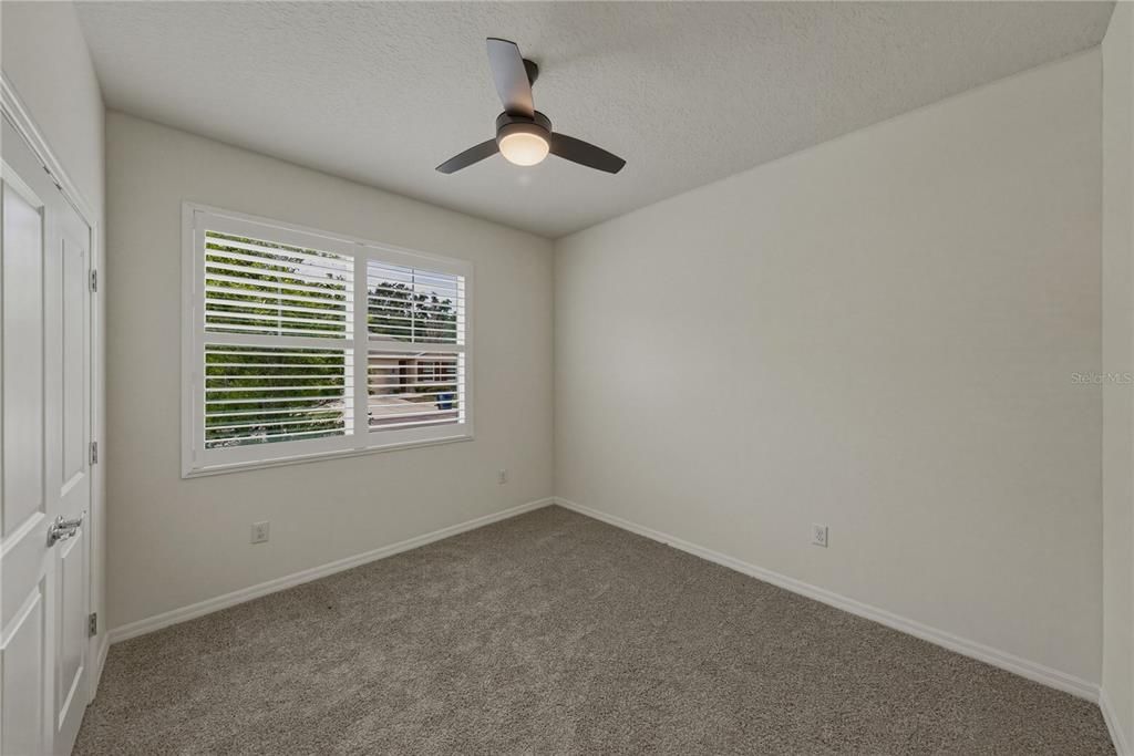 For Sale: $389,900 (2 beds, 2 baths, 1822 Square Feet)