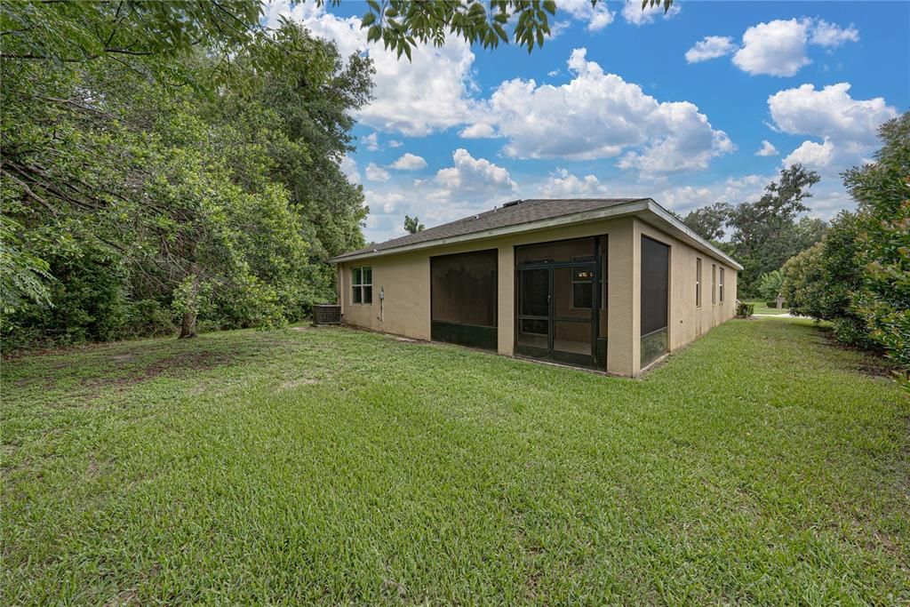 For Sale: $389,900 (2 beds, 2 baths, 1822 Square Feet)