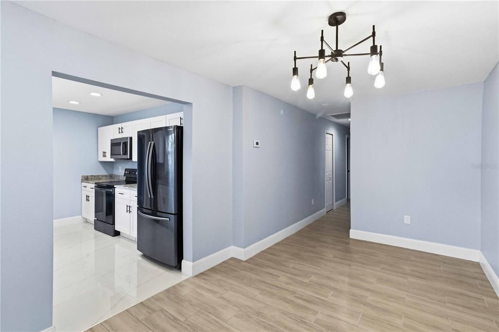 На продажу: $469,000 (3 спален, 2 ванн, 1589 Квадратных фут)
