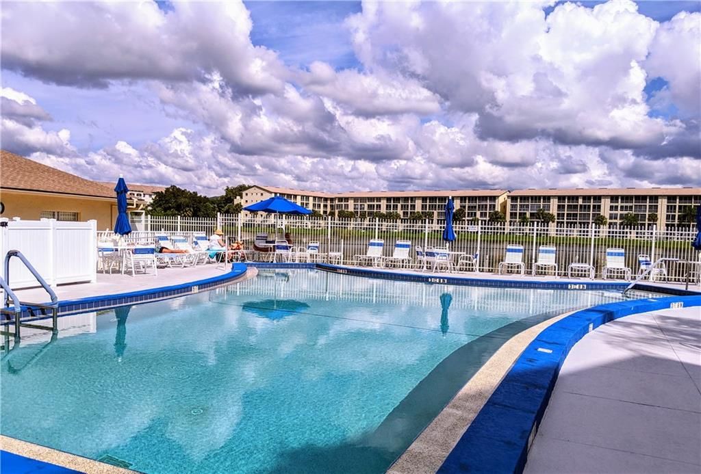 For Rent: $2,400 (2 beds, 2 baths, 1144 Square Feet)