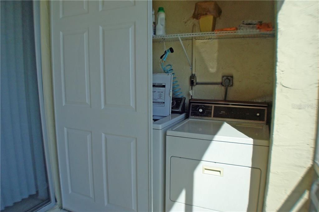 For Rent: $2,400 (2 beds, 2 baths, 1144 Square Feet)