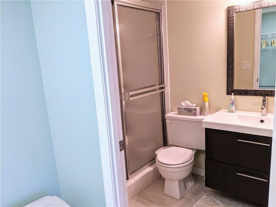 For Rent: $2,400 (2 beds, 2 baths, 1144 Square Feet)