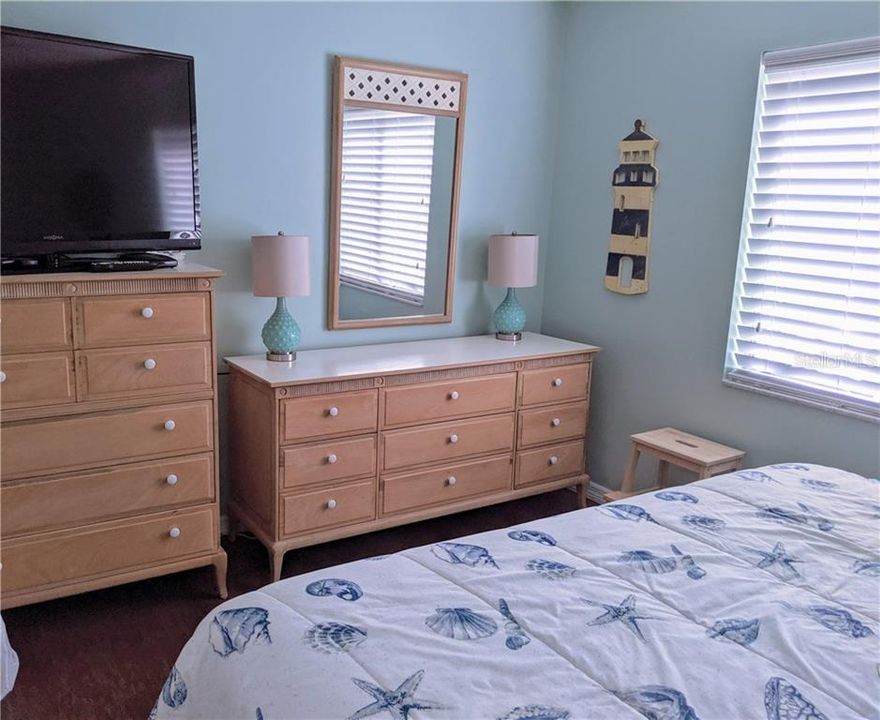 For Rent: $2,400 (2 beds, 2 baths, 1144 Square Feet)