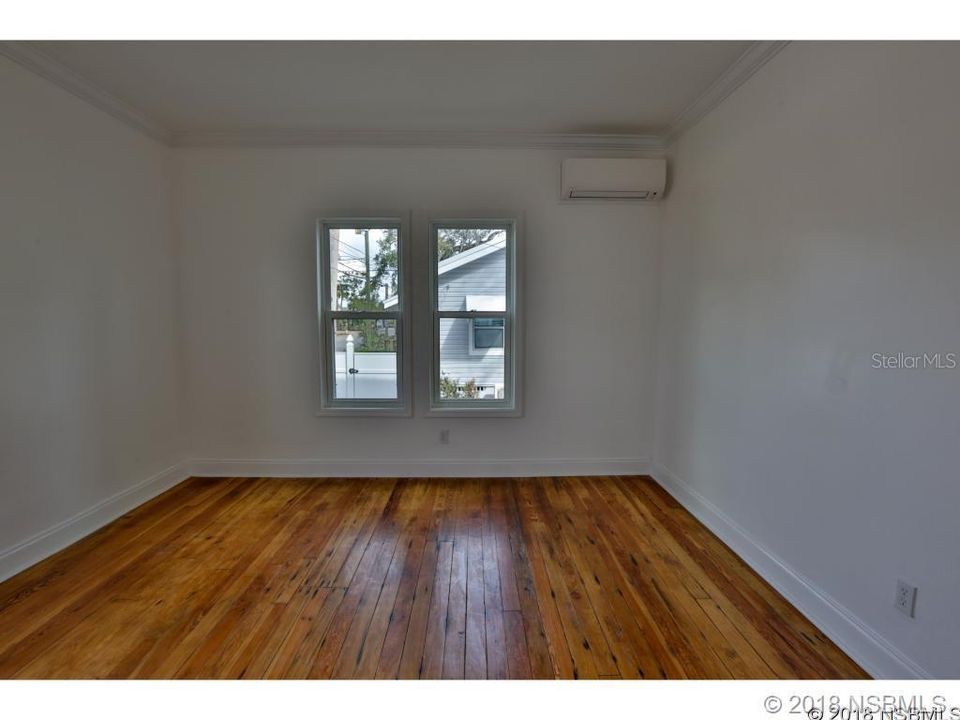 В аренду: $1,650 (1 спален, 1 ванн, 900 Квадратных фут)