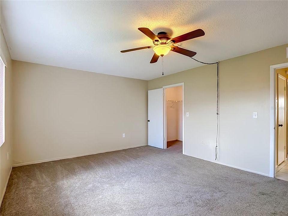 For Sale: $260,000 (3 beds, 2 baths, 1454 Square Feet)