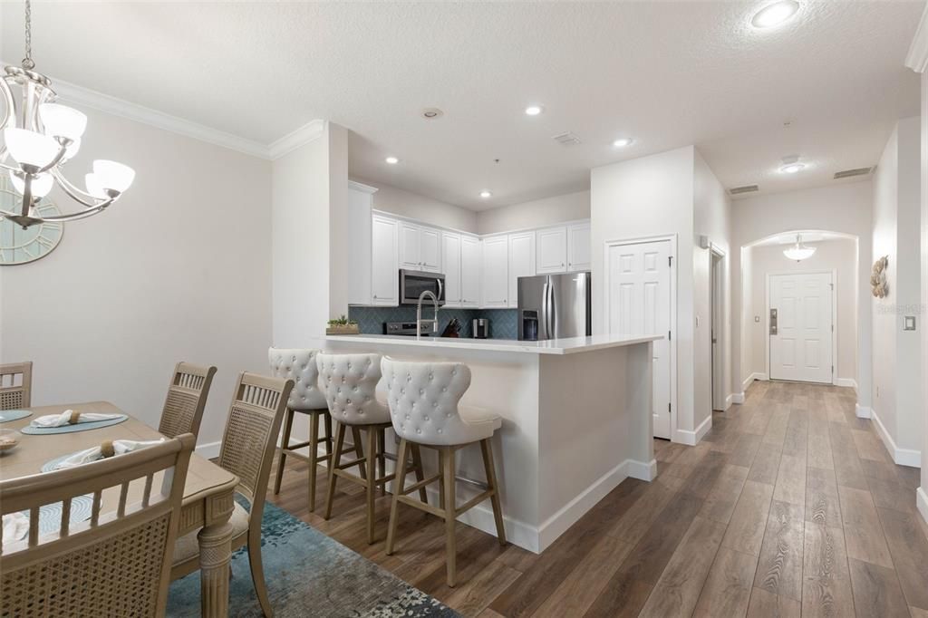 For Sale: $550,000 (3 beds, 2 baths, 1682 Square Feet)