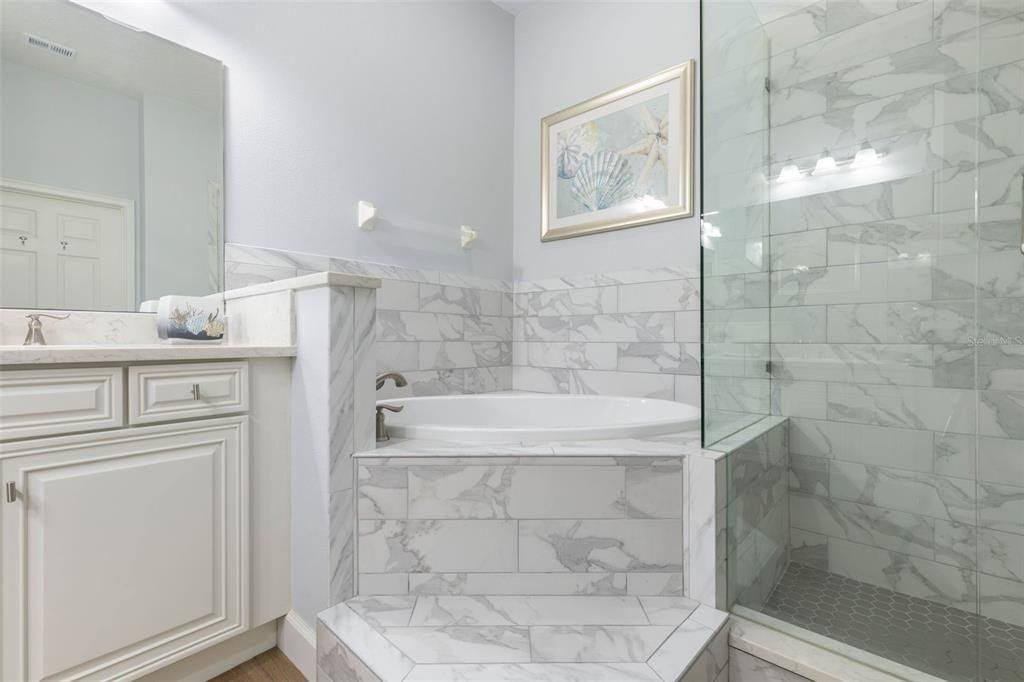 For Sale: $550,000 (3 beds, 2 baths, 1682 Square Feet)