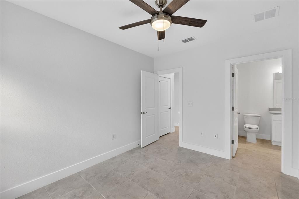 For Sale: $274,900 (3 beds, 2 baths, 1511 Square Feet)