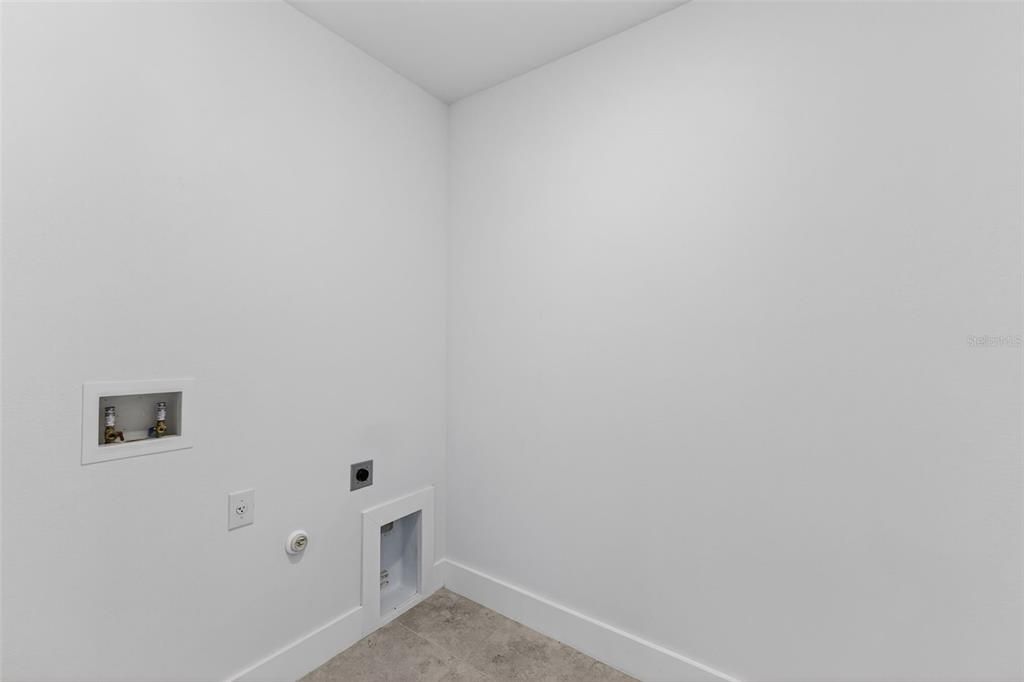For Sale: $274,900 (3 beds, 2 baths, 1511 Square Feet)