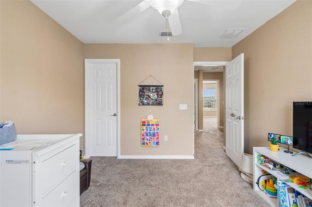 For Sale: $320,000 (4 beds, 2 baths, 2363 Square Feet)