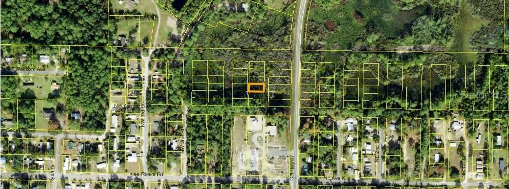 На продажу: $5,999 (0.11 acres)