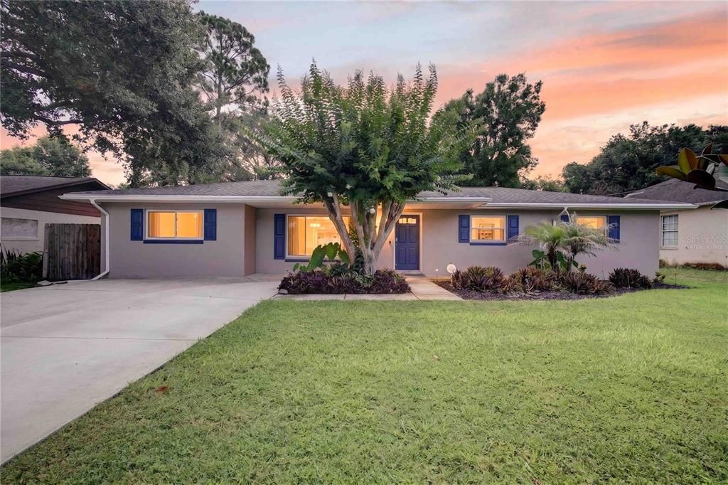 For Sale: $444,000 (3 beds, 2 baths, 1672 Square Feet)